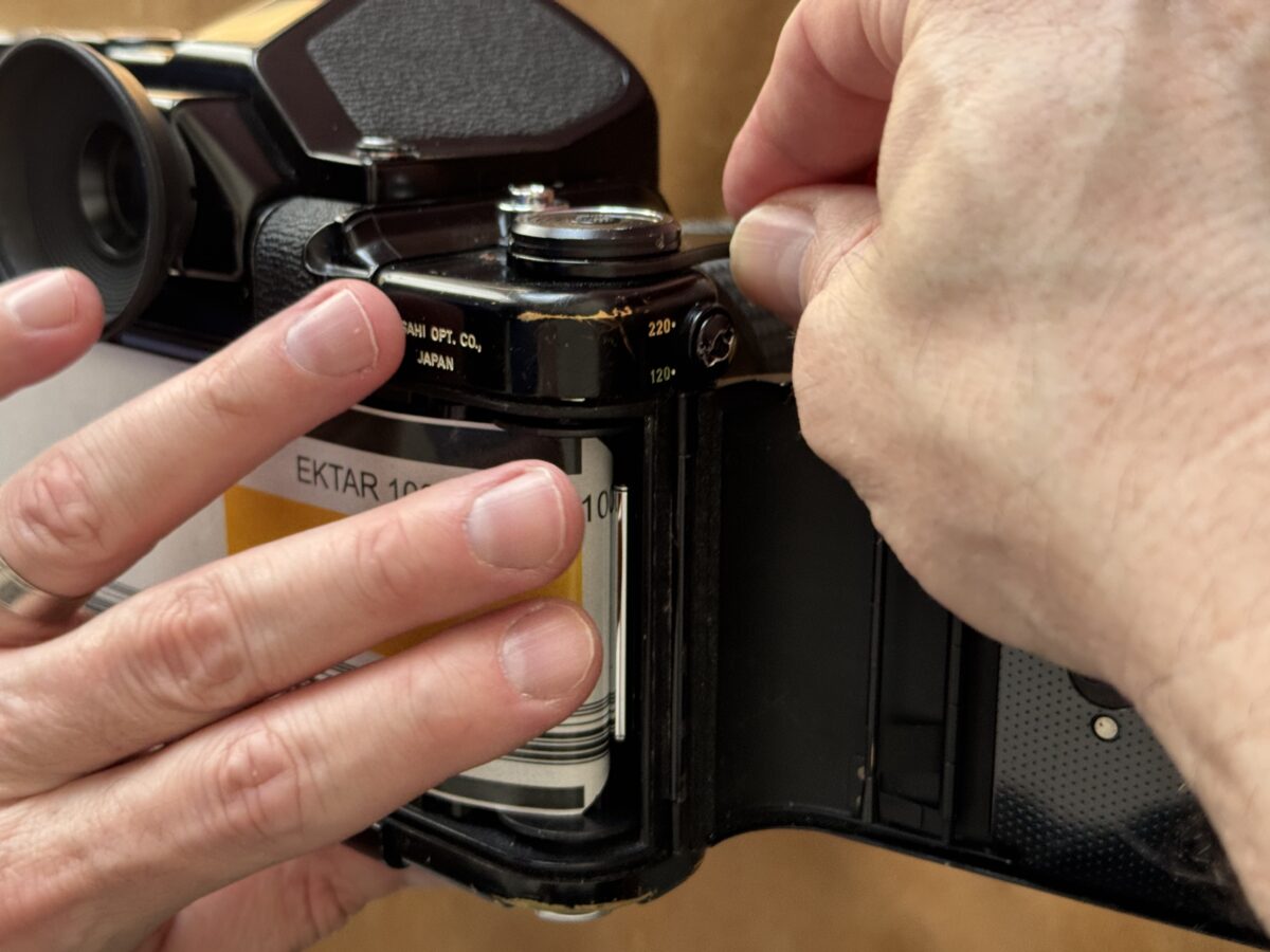 Loading Pentax 67